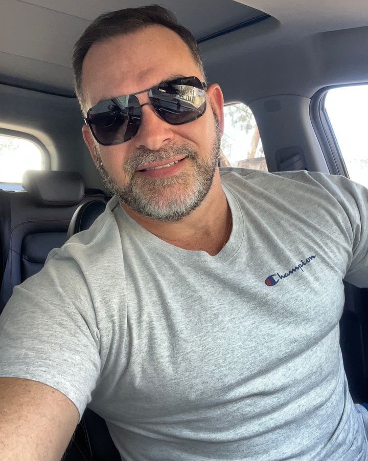 <em>Rodrigo.T</em>